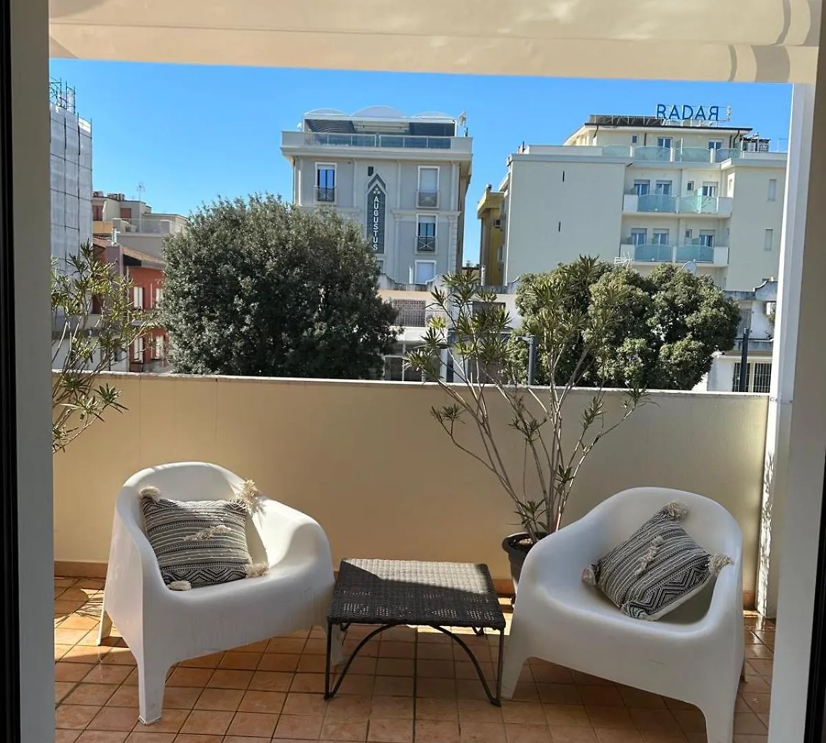 Residence Ottoemezzo Int 7 contacts